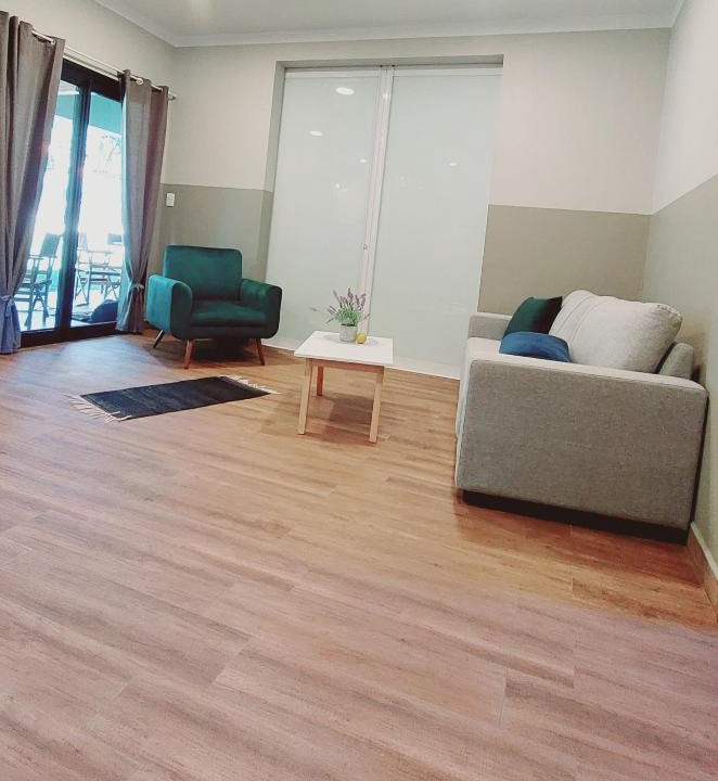 Hohenau Apartment | Casa de huéspedes Mariposa en manantial countryclub