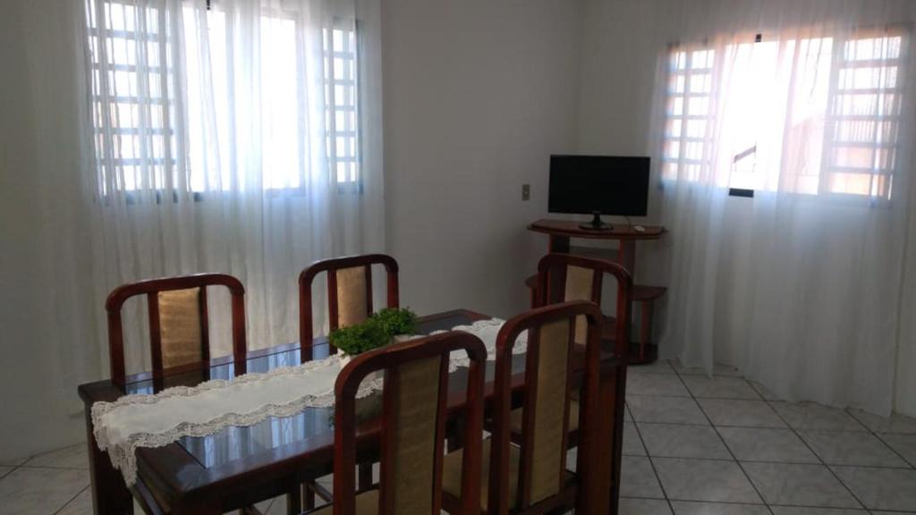 Morrinhos Apartment | Casa e Apartamentos a 100 metros da praia de Morrinhos em Bombinhas