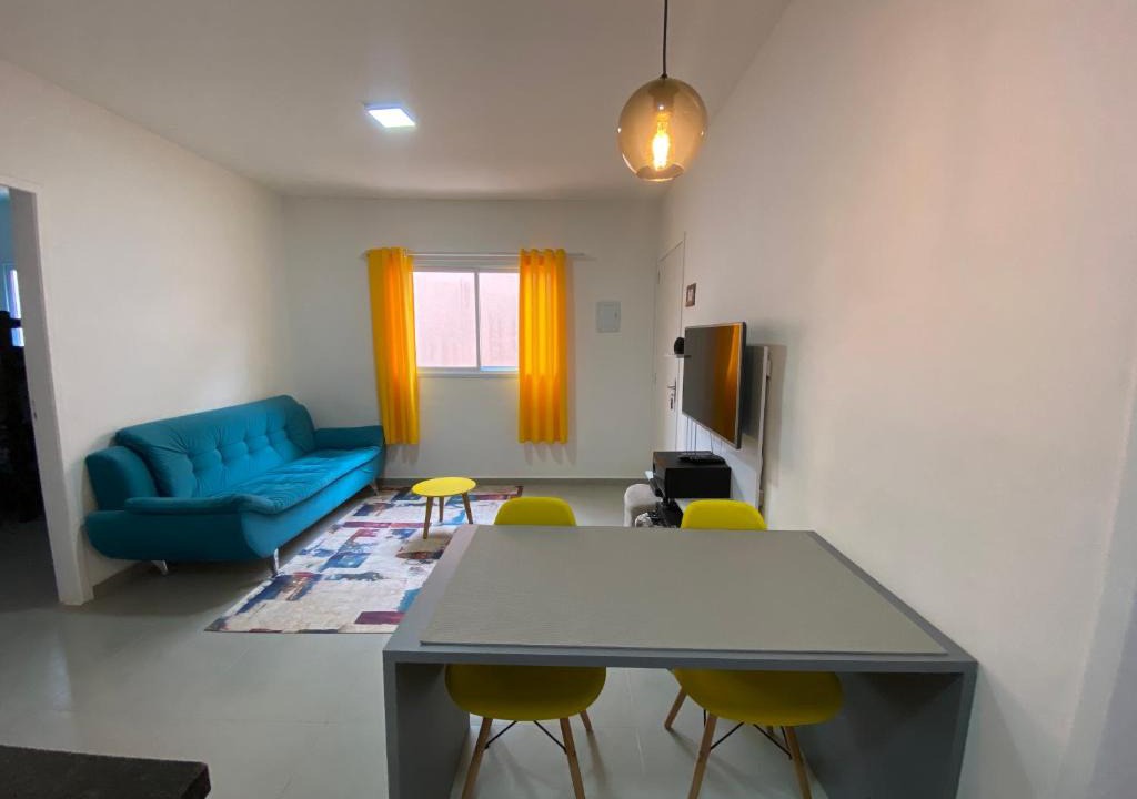 Indaia Apartment | Casa em Bertioga condomínio 200 metros da praia