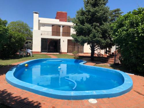 Villa Del Dique House | Casa en Villa del dique con piscina ideal p dos familias