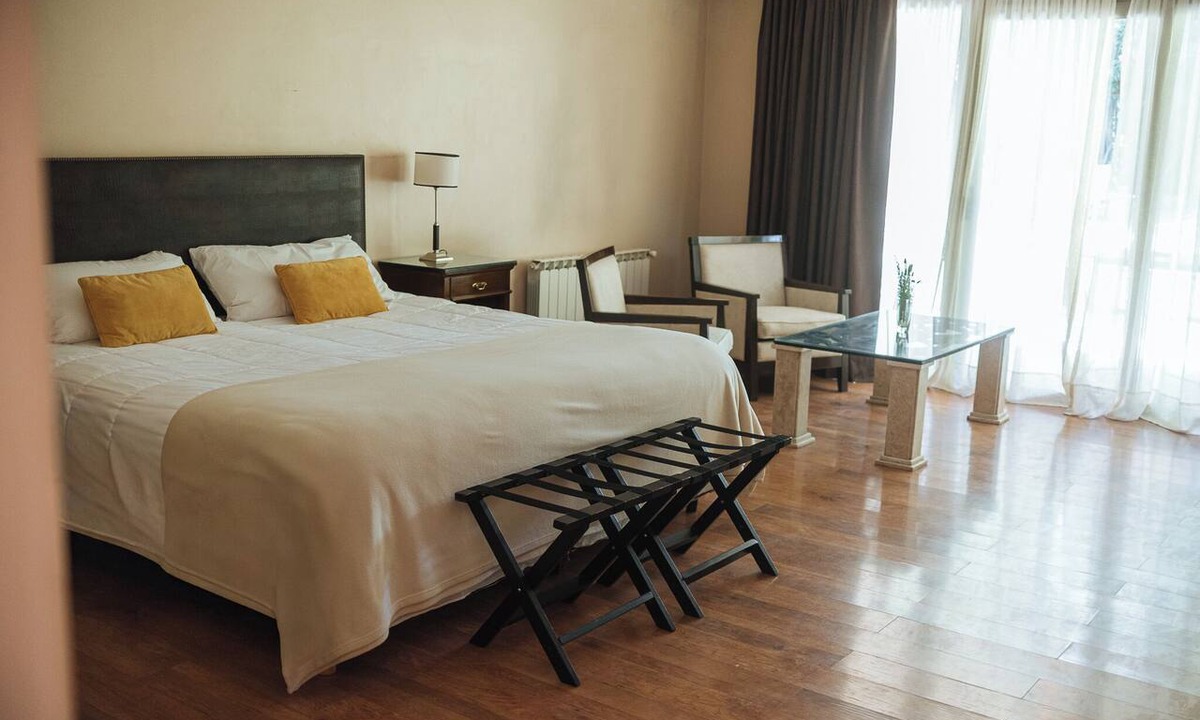 Chacras de Coria Hotel | Casa Entonada