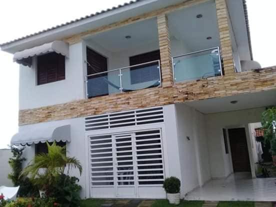 Ponta de Campina House | Casa mobiliada, arejada e confortável para alugar na Praia de Ponta de Campina