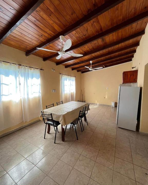 Paso de la Patria House | Casa para 10 personas a 6 cuadras de la playa principal
