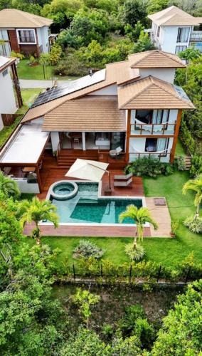 Castelo da Torre House | Casa Praia do Forte - Alto Padrão com Acesso à Praia