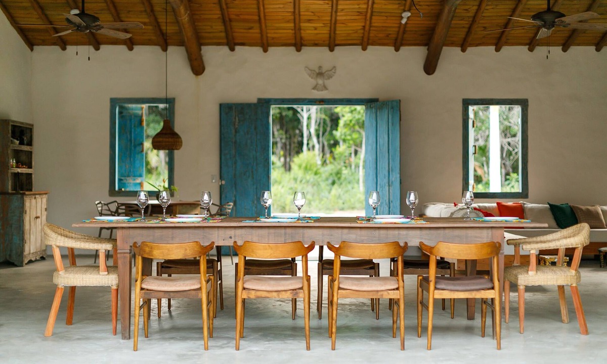Trancoso House | Casa Taipa Trancoso - rustic and elegant architecture.