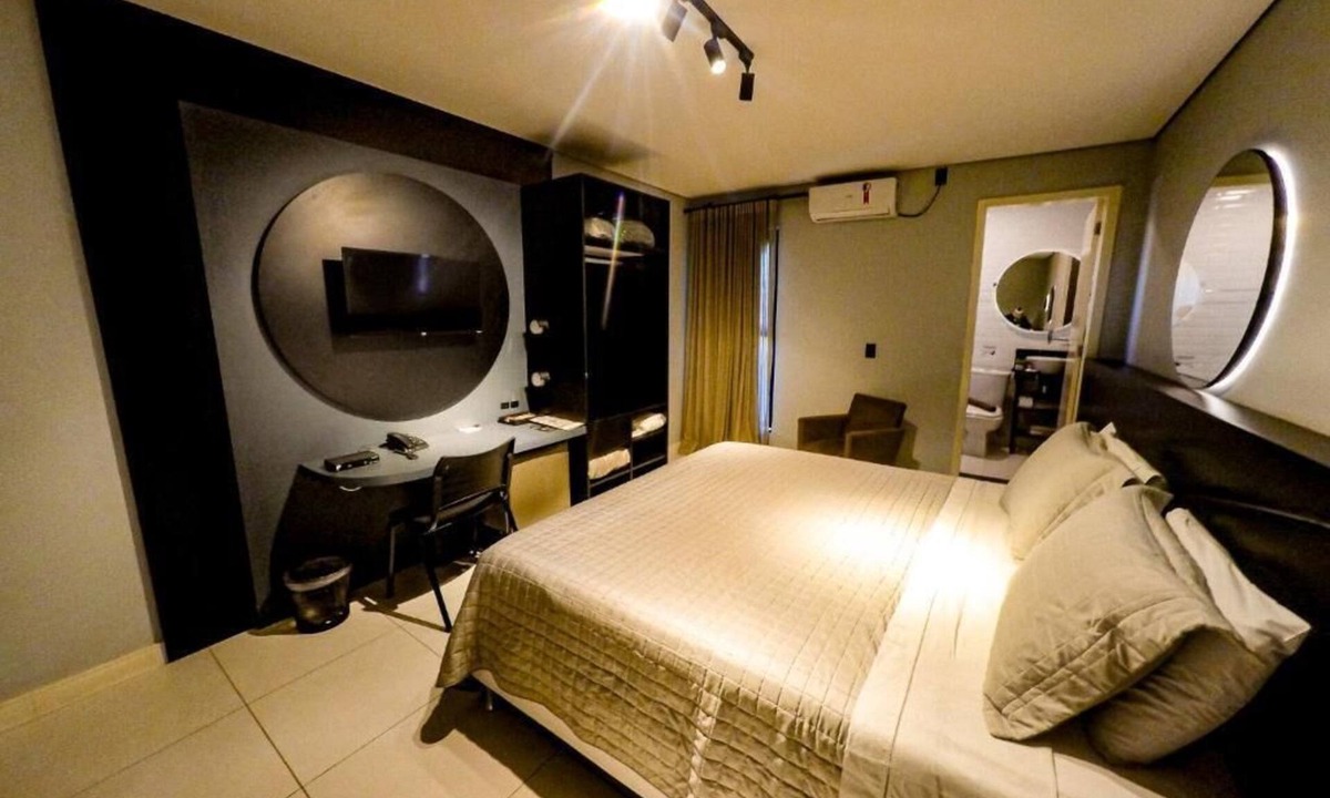 Telemaco Borba Hotel | Castro's Hotel