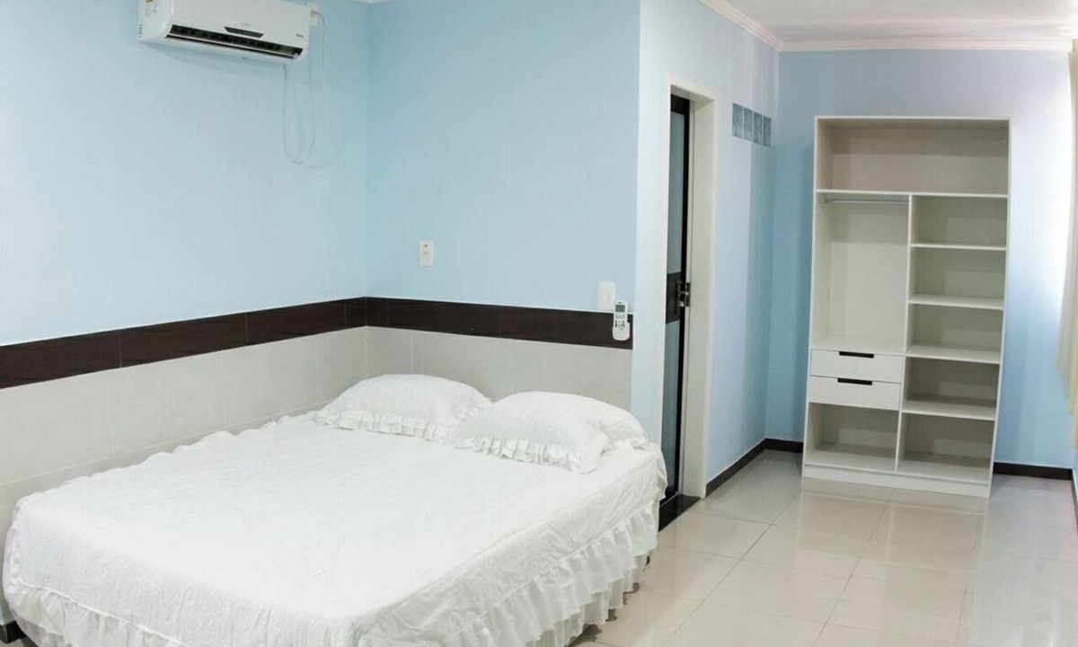 Petrolina Hotel | Central Petrolina Retreat | Free Breakfast | 1 mile to Ilha do Fogo