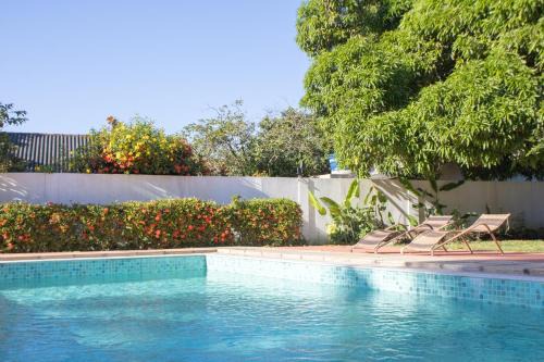 Manguinhos House | Chácara Beverly Hills