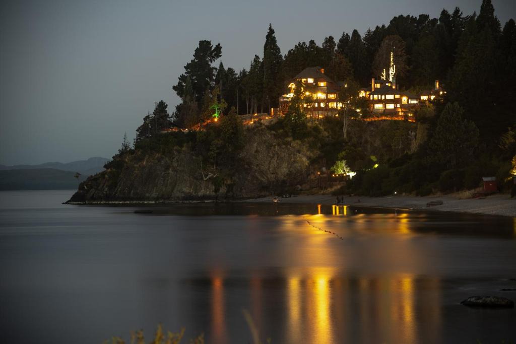 Playa Bonita Hotel | Charming Residences & Suites with Private Spa