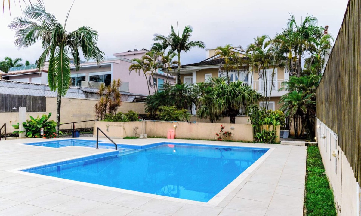 Maresias House | Charmosa casa em Maresias, pé na areia c piscina