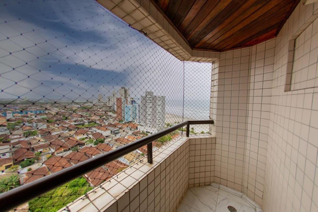 Maracana Apartment | Cobertura com Hidro pé na areia