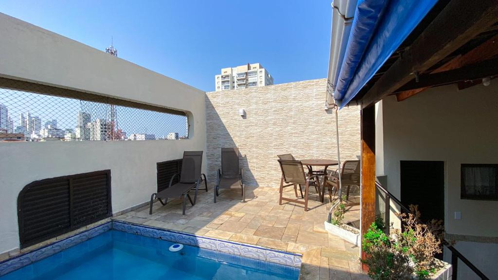 Asturias Apartment | Cobertura de 3 quartos com churrasqueira e piscina