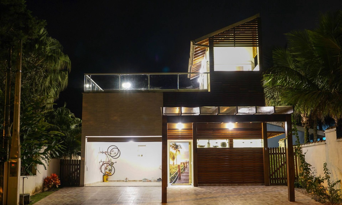 Horto House | Comfort, privacy, 24 hour security. Accommodates families, children and animals