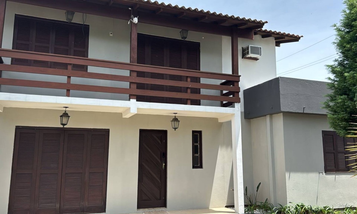 Torres House | Comfortable beach retreat near Praia da Cal.