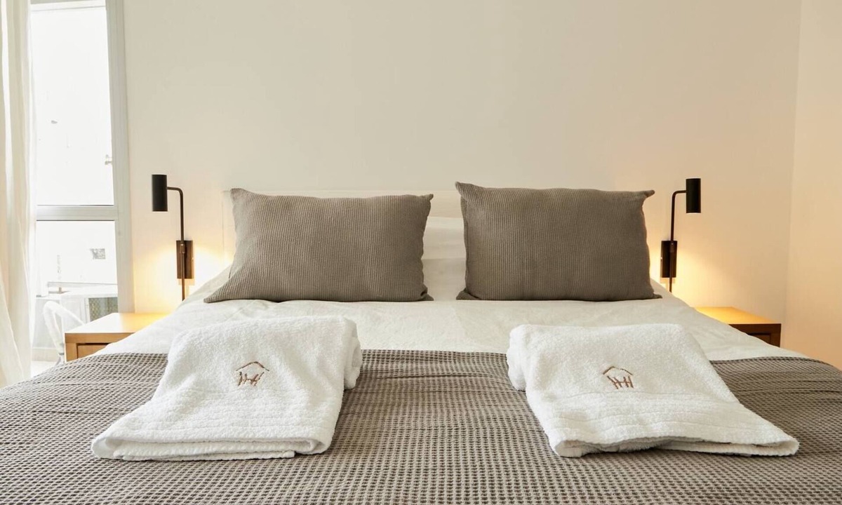 Constitucion Apartment | Contemporary apartment in bustling San Telmo - Premier Building