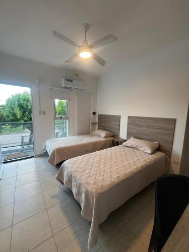 Avellaneda Hotel | Costumbres Argentinas Dobles En suite