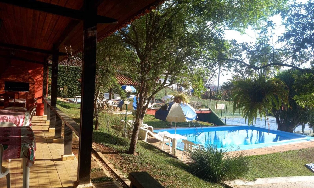 Vila Machado House | Country house with 2 (two) pools and tennis court.