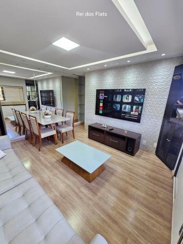 Cruzeiro Novo Apartment | CRUZEIRO NOVO, QUADRA SHCES 1307,ATÉ 4 PESSOAS, APARTAMENTO COM 3 QUARTOS SENDO 1 SUÍTE, ROUPA DE CAMA E BANHO INCLUSAS, PRÉDIO COM ELEVADOR E COMÉRCIO PRÓXIMO, WI-FI, SMART TV, COZINHA COMPLETA By REI DOS FLATS
