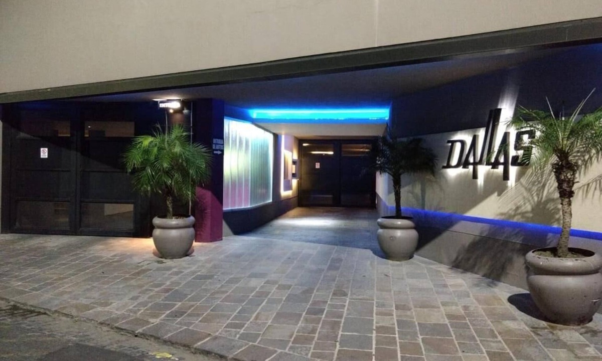 Balvanera Hotel | Dallas Hotel (Motel)