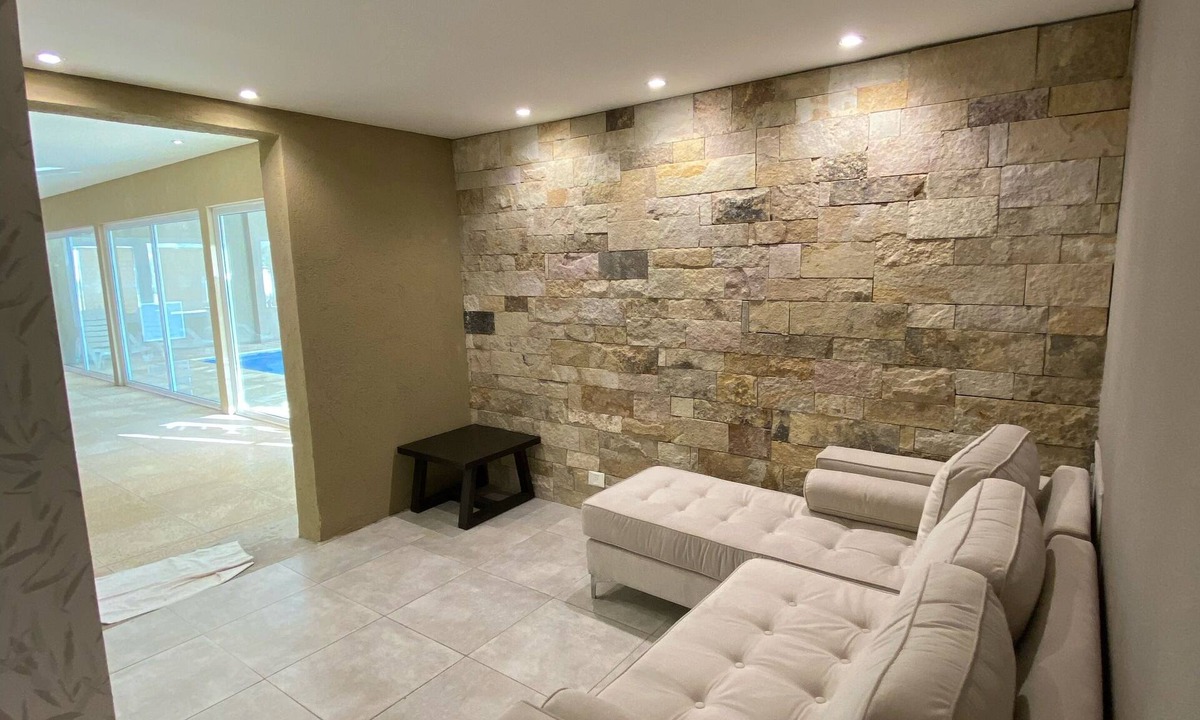 Zarate Hotel | Days Inn by Wyndham Zarate