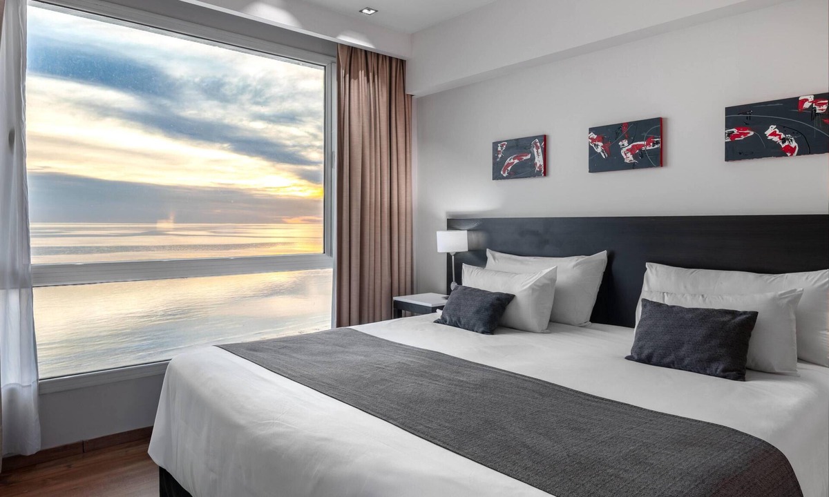 Puerto Madryn Hotel | Dazzler by Wyndham Puerto Madryn
