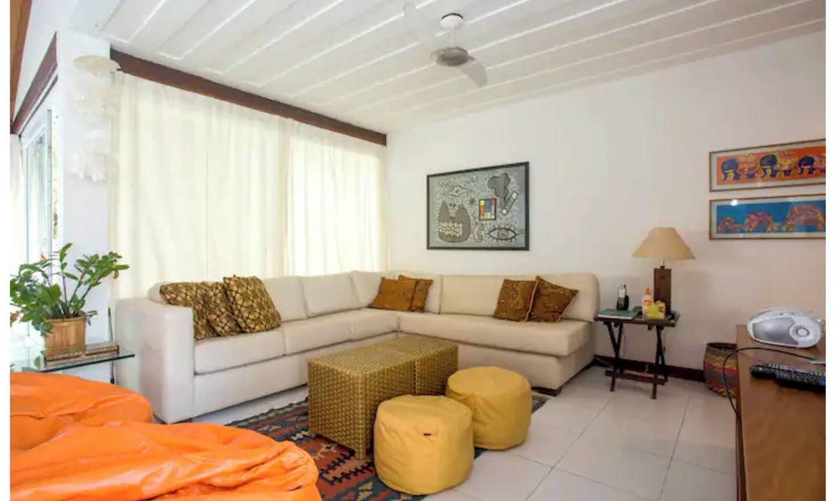 Albatroz House | Delight near the beach and the center.