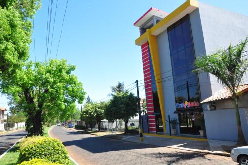 Ciudad Del Este Apartment | Departamento amplio y completo en Área 8 p/6 pers