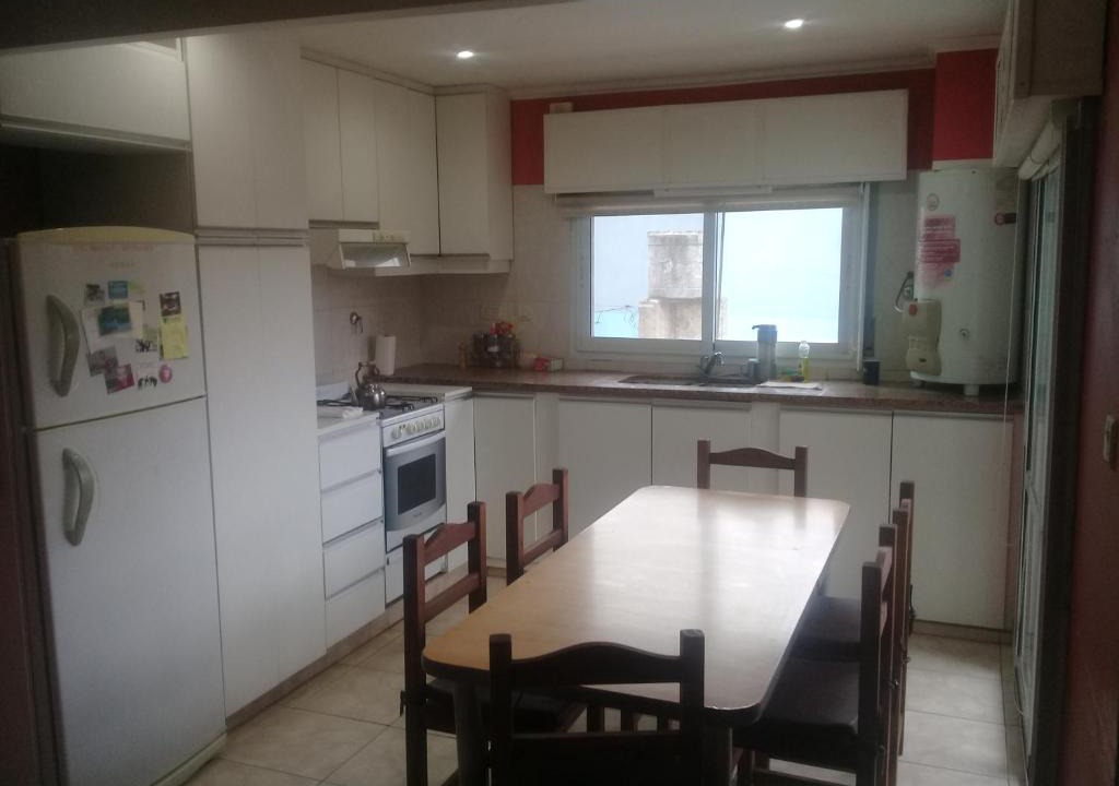 Tandil Apartment | Departamento en barrio comercial c/estacionamiento