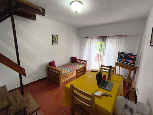 San Bernardo del Tuyu Apartment | Depto Céntrico, 2 Ambientes, Cochera, Internet, 300 mts de playa