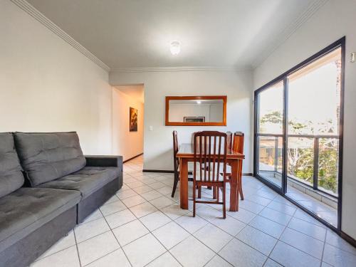 Meaipe Apartment | Dois Quartos com Ar a 190 m de Praia Paradisíaca