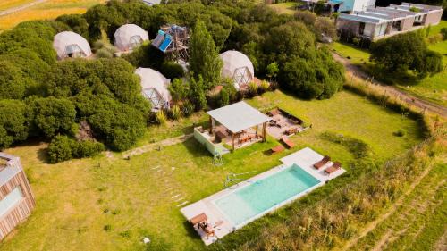 Colonia Chapadmalal House | Domo 2 - Glamping para 2 PAX con pile y parrilla en Cruz del Sur, Chapadmalal - Hola Sur