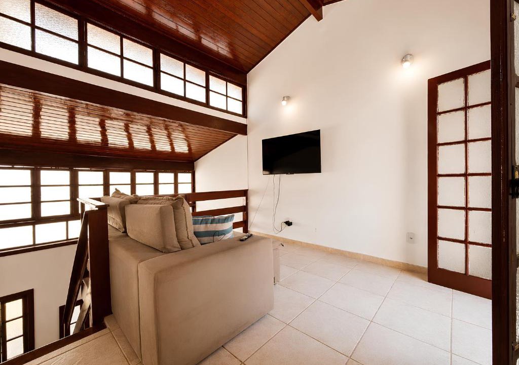 Ogiva Apartment | Duplex 2 quartos para 6 no Peró, Cabo Frio, com suíte, estacionamento, cozinha equipada e Smart TV, perto da Ilha do Japonês, Praia das Conchas e Rua dos Biquínis
