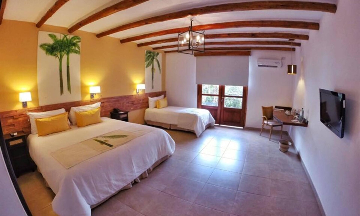 Zona Granja Hotel | El Pueblito Iguazu