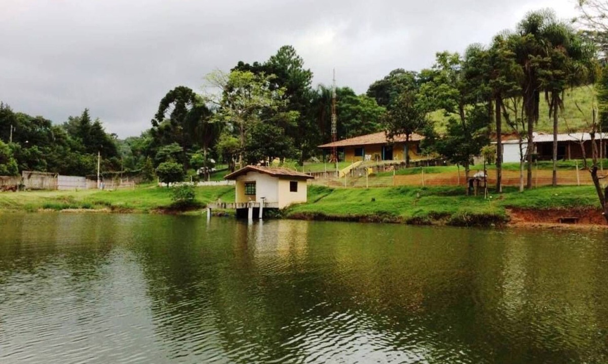 Sao Joao Novo House | FARM HOUSE WITH 5 SUITES AND LAKE FOR SPORT FISHING