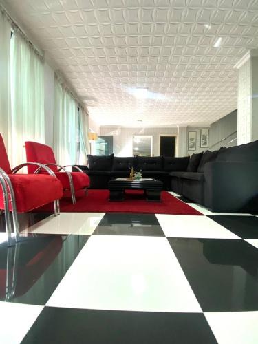 Encarnacion House | Full Encarnacion House