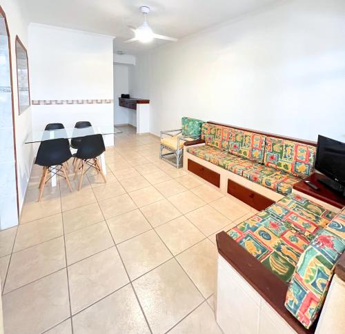 Vila Julia Apartment | Guarujá - 50 metros da Praia da Enseada