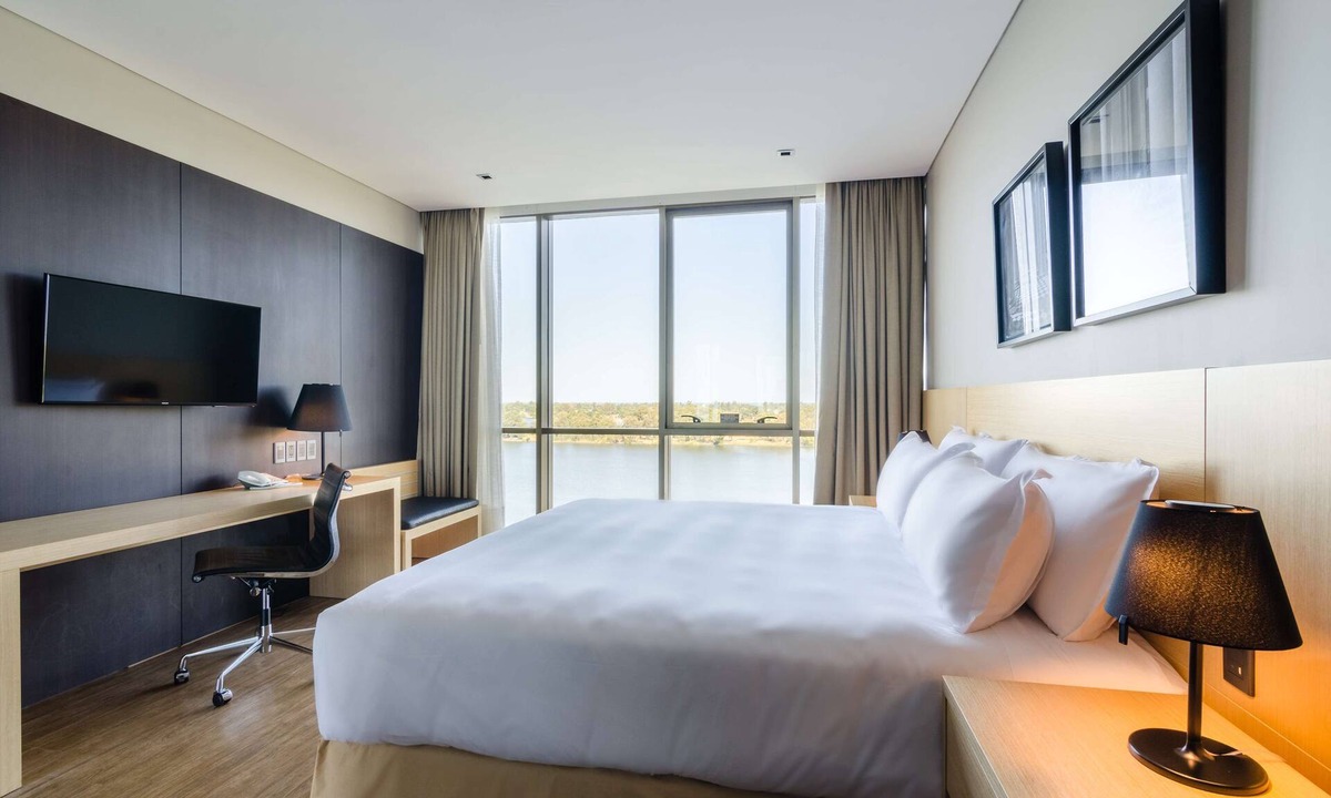 Montevideo Hotel | Hampton by Hilton Montevideo Carrasco