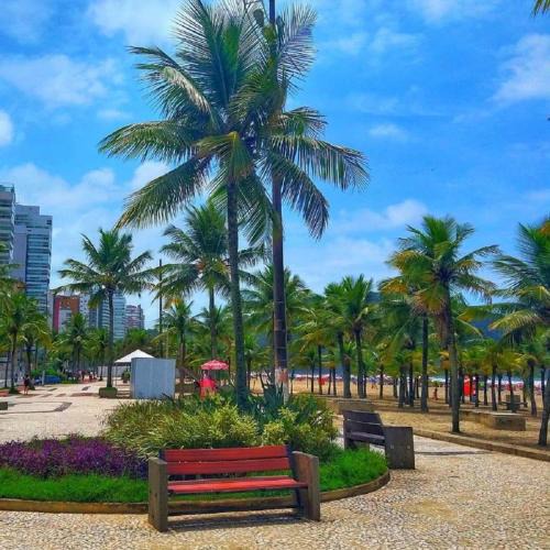 Mirim House | Hospedagem Primeira Quadra da Praia