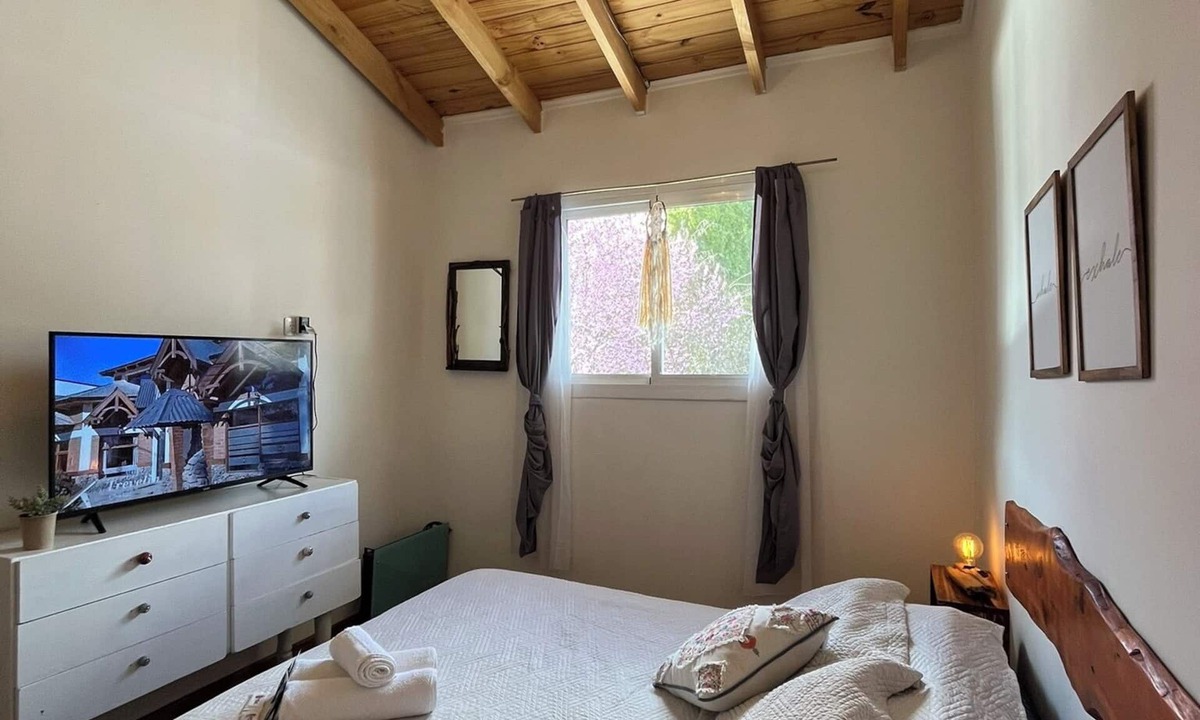 El Bolson Hotel | Hostel Cosmo