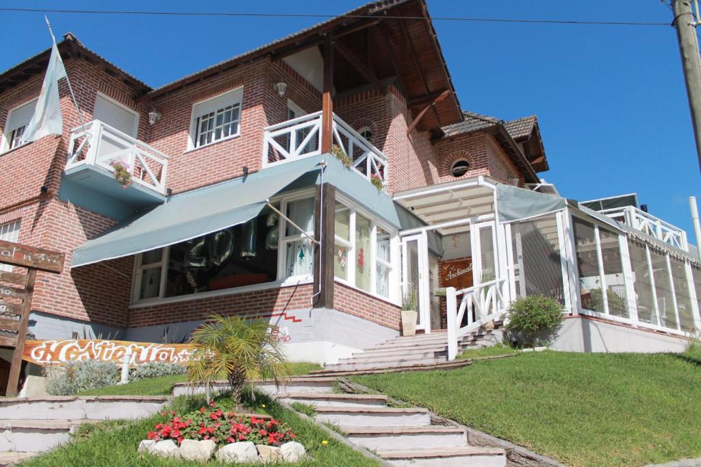 Villa Gesell Hotel | Hostería Anchimalen