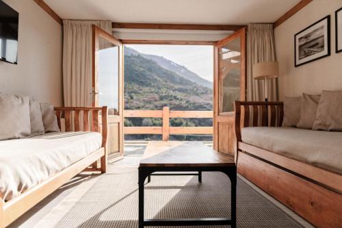 Villa Catedral Hotel | Hostería del Cerro