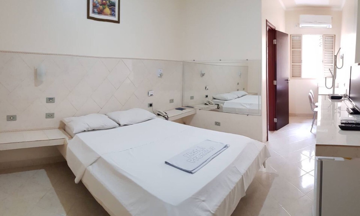 Amambai Hotel | Hotel Premier