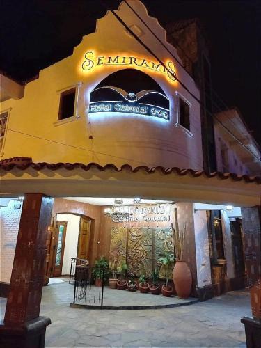 Termas de Rio Hondo Hotel | Hotel Semiramis Colonial