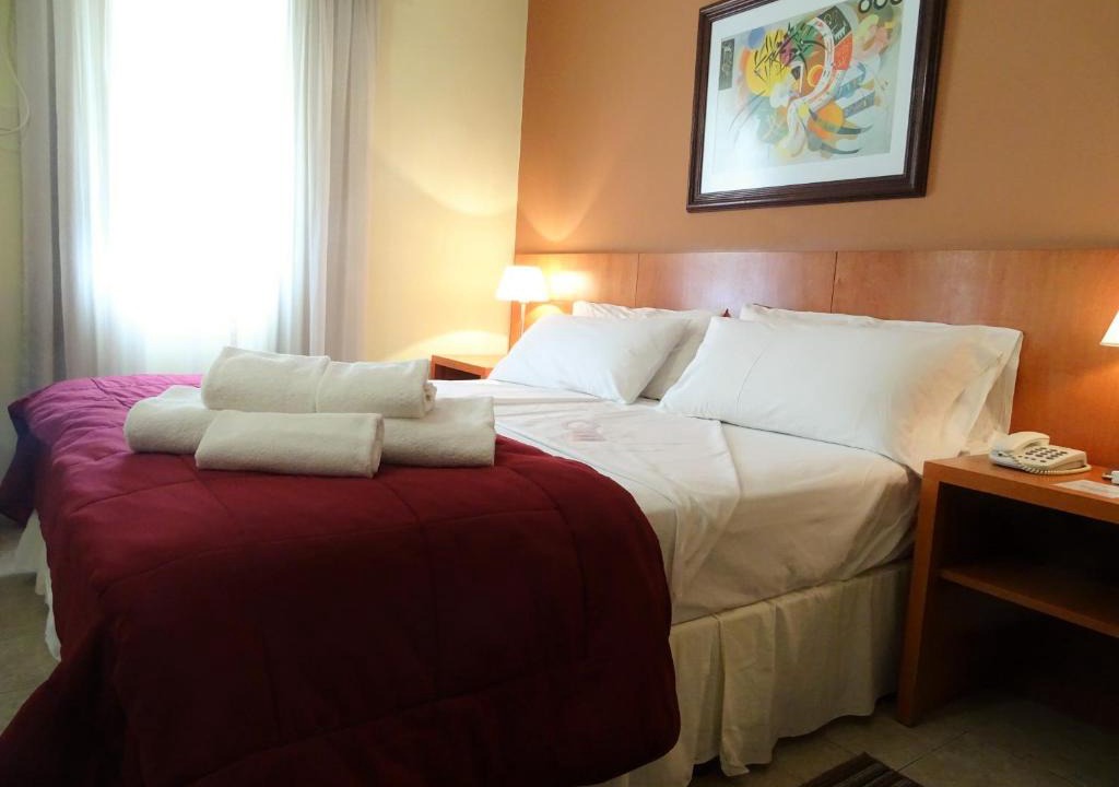 Buenos Aires Central Business District Hotel | Hotel UTHGRA de las Luces