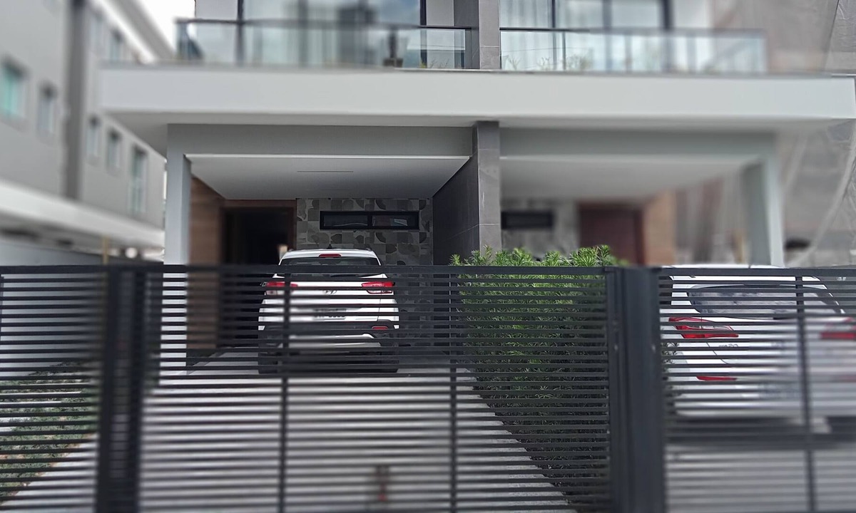Governador Celso Ramos House | House