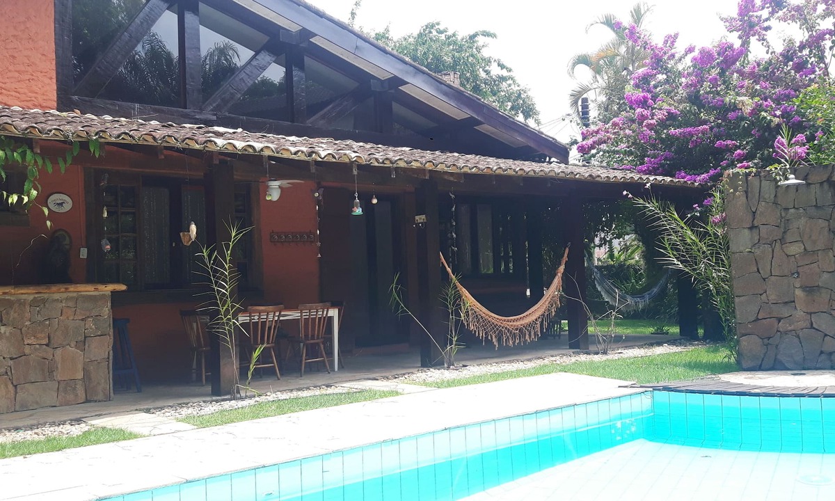 Riviera de Sao Lourenco House | House in Riviera de Sao Lourenco. Close to beach and shopping.