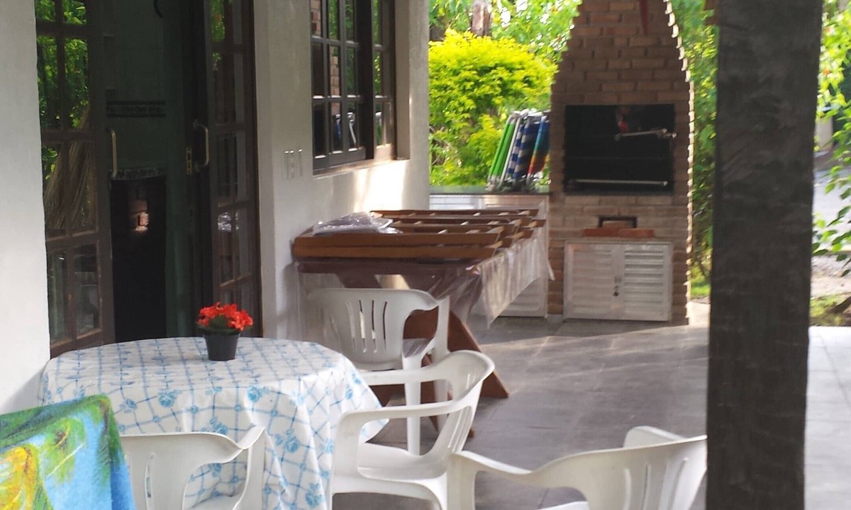 Boicucanga Beach House | House in condominium facing the sea-8 people- weekends/season