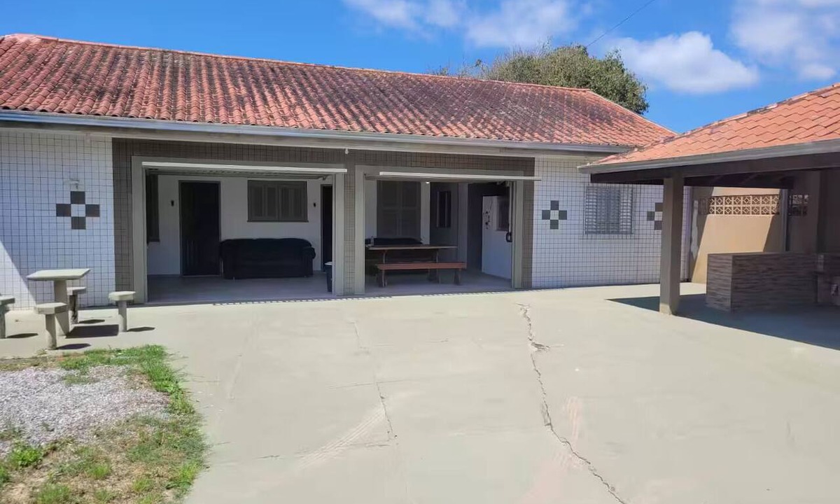 Pontal do Parana House | House with 4 suites - 300 meters from the beach