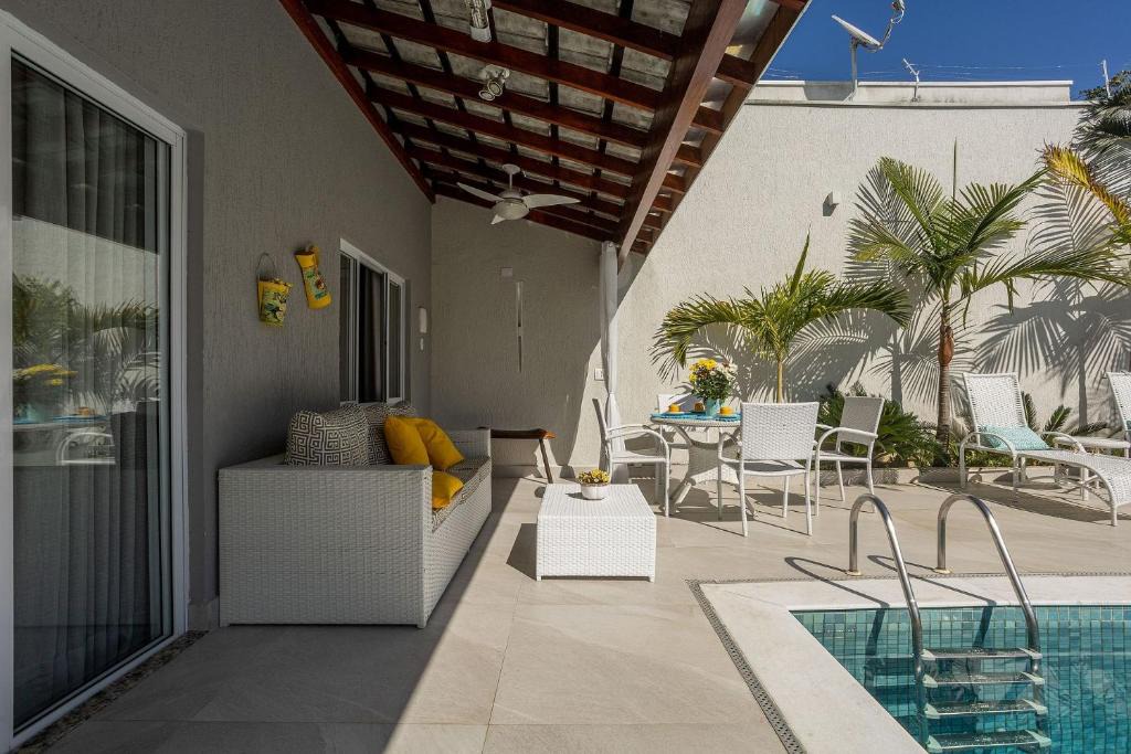 Indaia House | House with gourmet area and pool on Indaiá beach