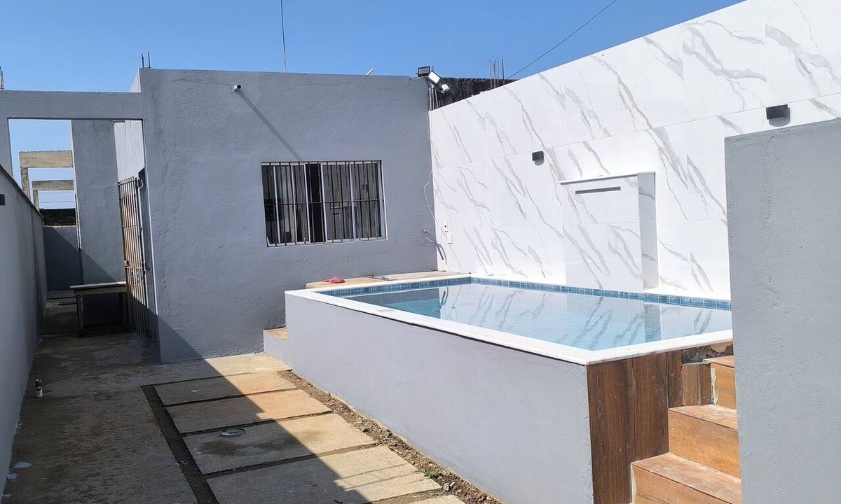 Peruibe House | House with pool on Peruíbe beach.